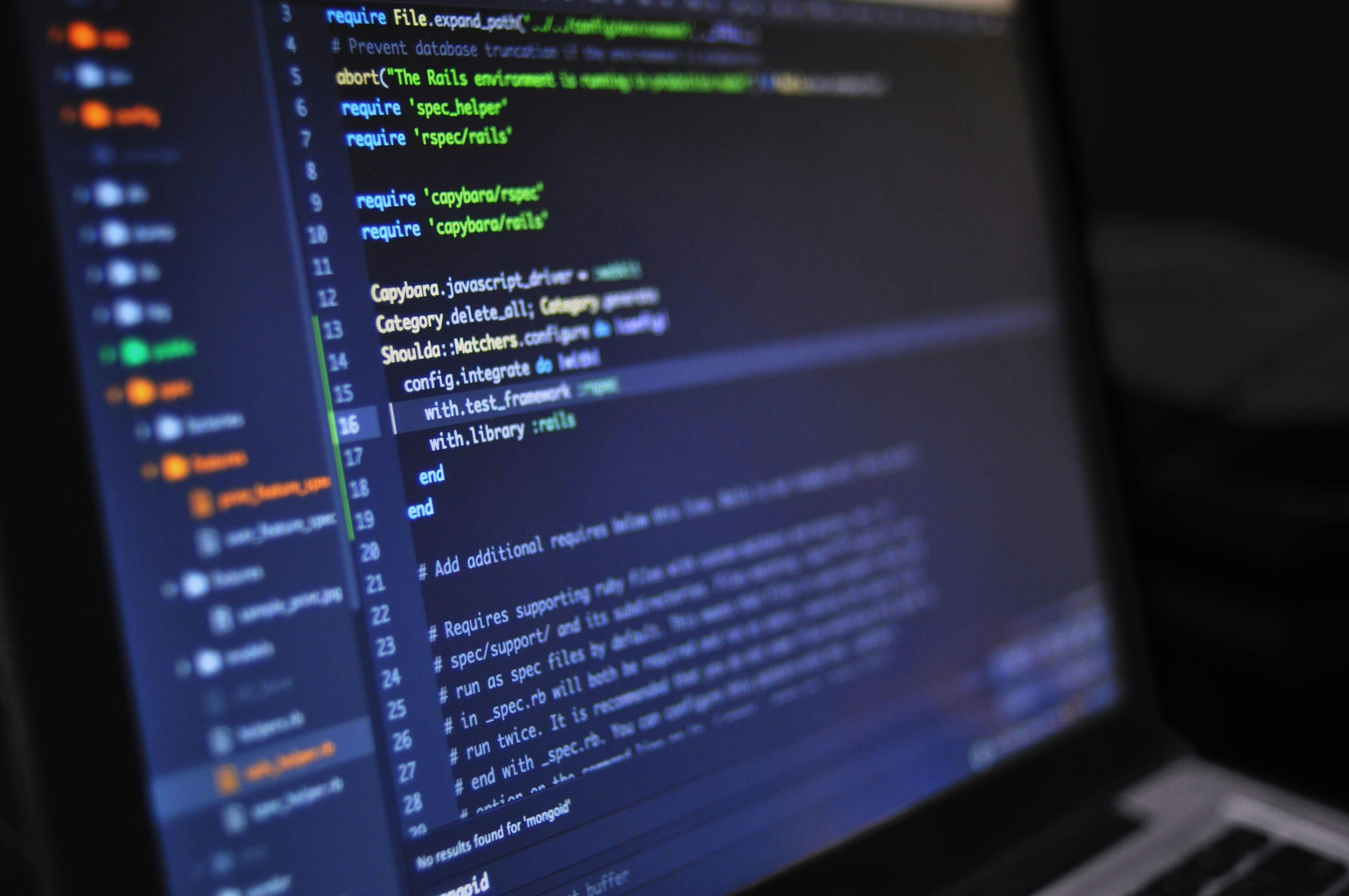 Foto de linhas de codigos, mostrando a programação.